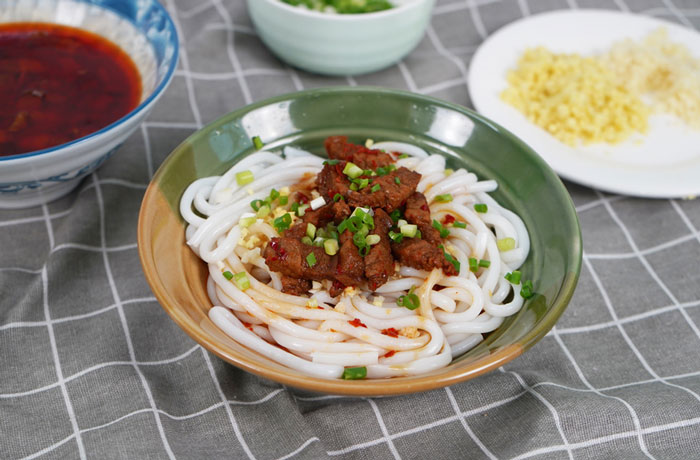 蒋湖农场肉臊子粉培训